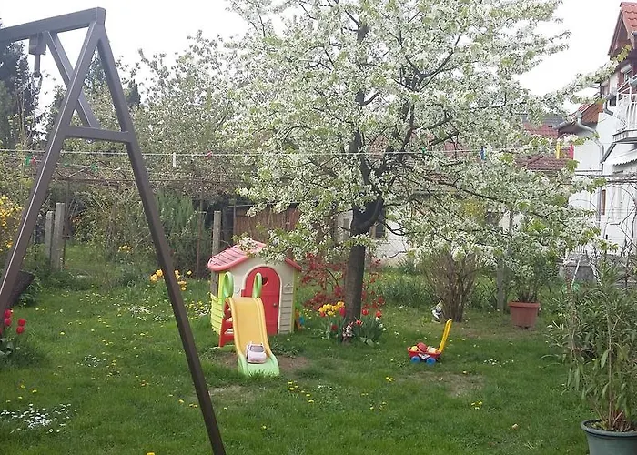 Апартаменты Alom Kucko